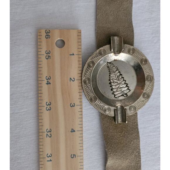 Rare Vintage Over Armchair Pewter Ashtray Weighted Leather Straps Native Western - Picture 6 of 8